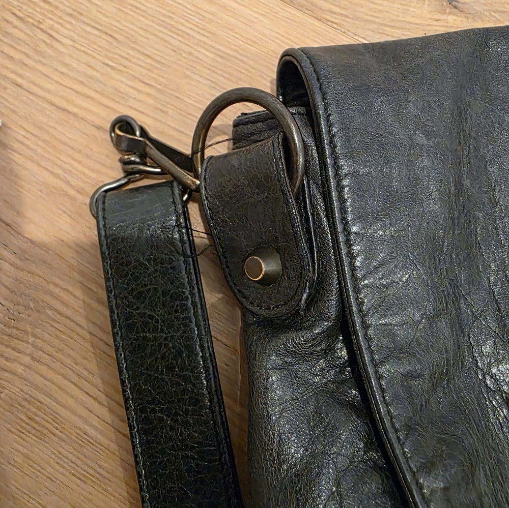 Balenciaga Black Leather Women's Bag - Picture 3 of 11